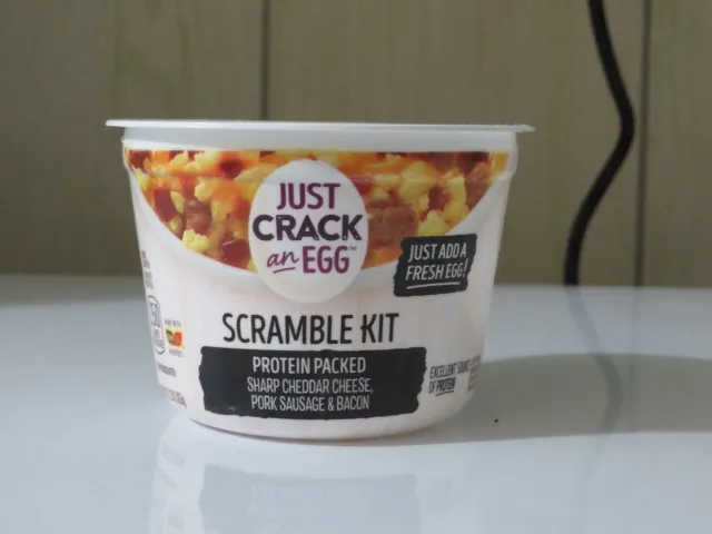 The Flat Surface Egg Crack Is Actually the Safer Method — And Food Scientists Finally Have the Data to Prove It